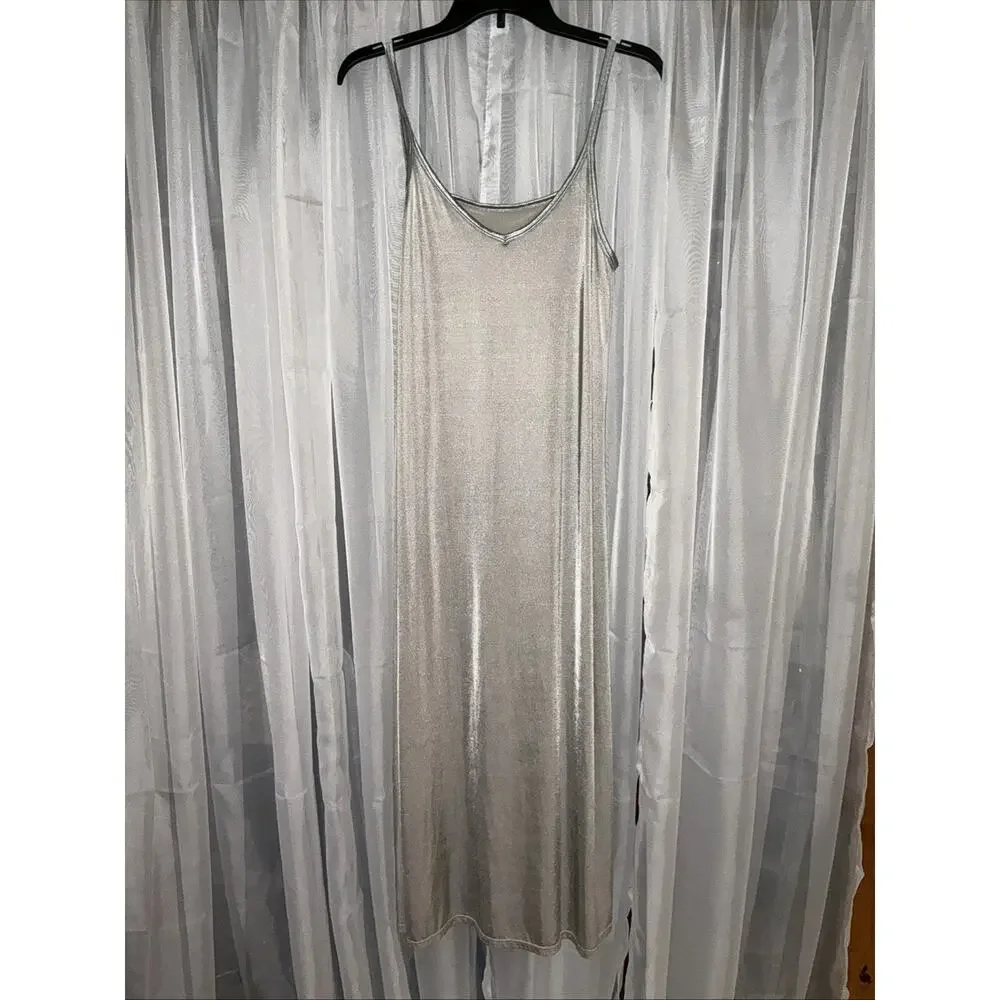 Vintage Vanity Fair Full Slip Silky Shimmer Silver Chic Layering Fluid Gown Sz M